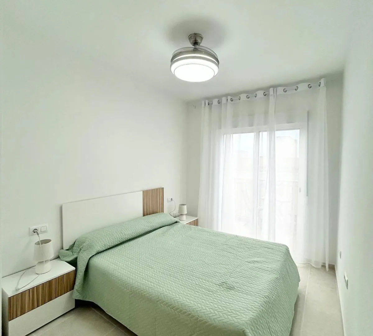 Newly Renovated Apartment Garrucha